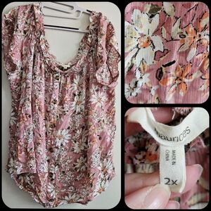 SIZE 2X MAURICES Pink Floral Blouse (B49)